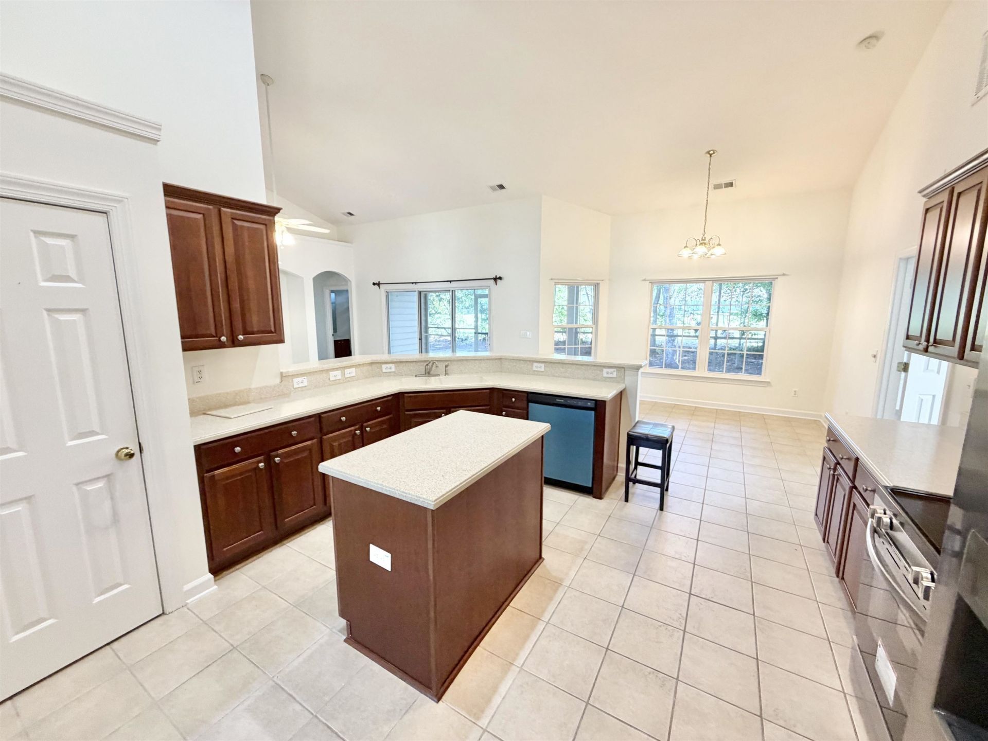 4502 Firethorne Dr. Photo 6