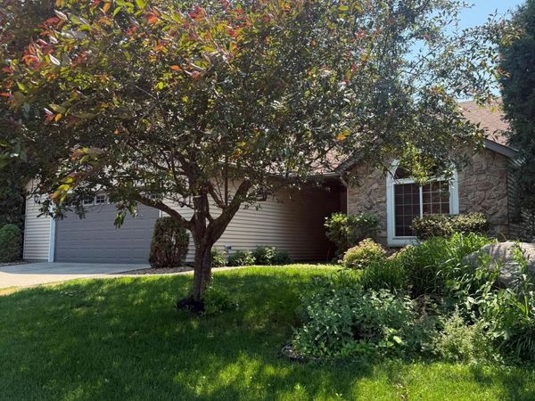 1004 Oak Pond Drive , Sartell, MN 56377