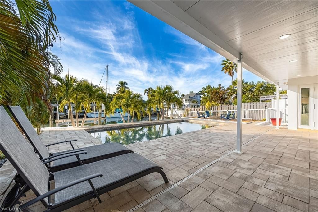 3571 Emerald Ave , Saint James City, FL 33956 Photo