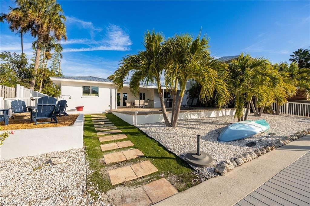3571 Emerald Ave , Saint James City, FL 33956 Photo