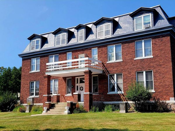 380 Church Street, St. Ignace, MI 49781
