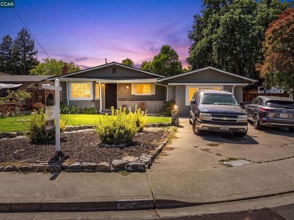 993 Argenta Court, Pacheco, CA 94553