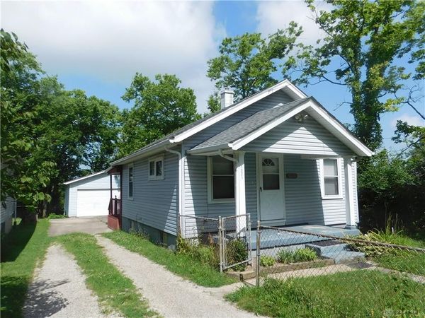 1221 Orchard Hill Drive, Miamisburg, OH 45342