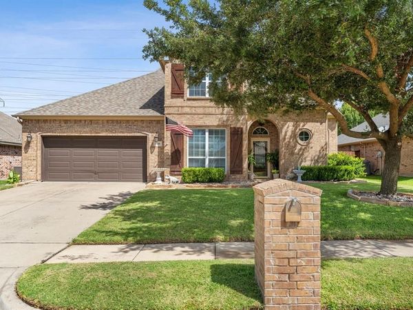 5540 Plata Lane , Benbrook, TX 76126