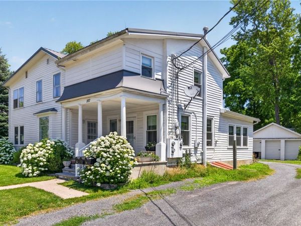 107 Lawrence Street , Penn Yan, NY 14527