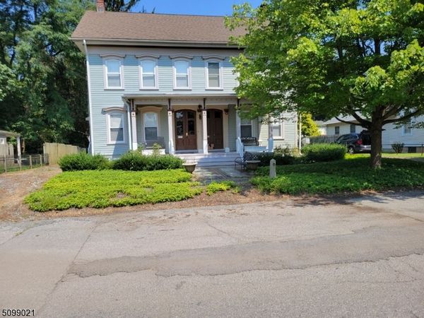 131 4Th St, Unit B, Belvidere, NJ 07823