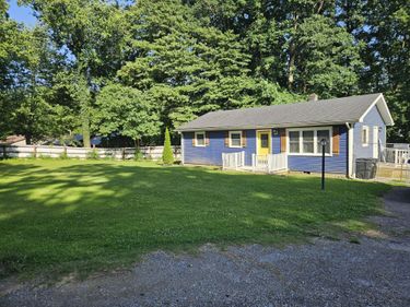 1229 KY-80, Russell Springs, KY 42642