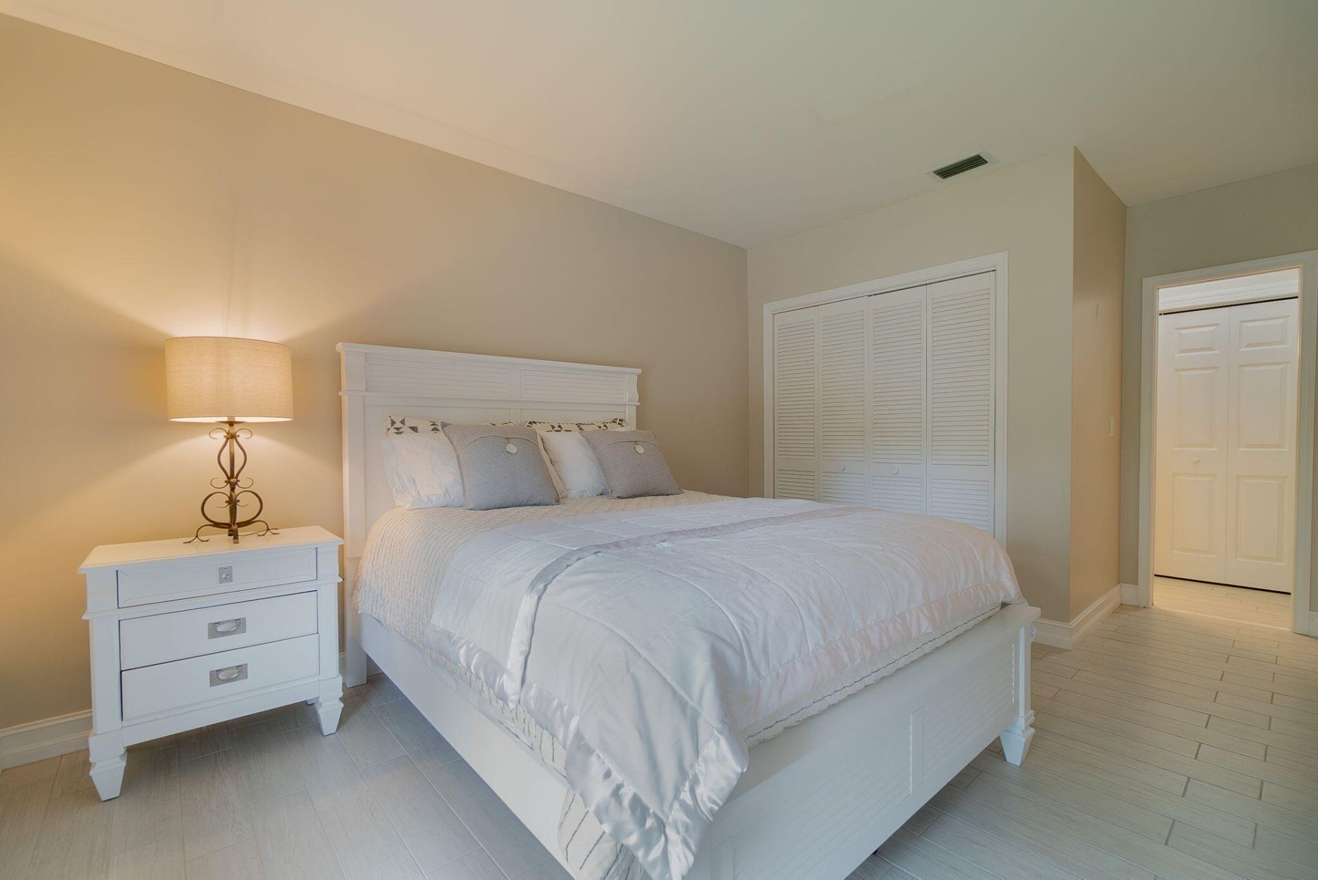 11355 Pond View Drive, Unit D203, Wellington, FL 33414 Photo
