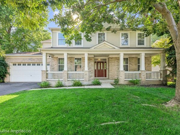 2401 Stonybrook Street , Wauconda, IL 60084