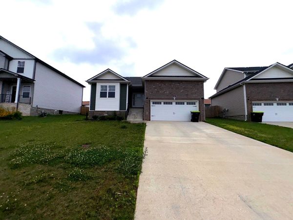 161 Ardell Dr , Clarksville, TN 37040