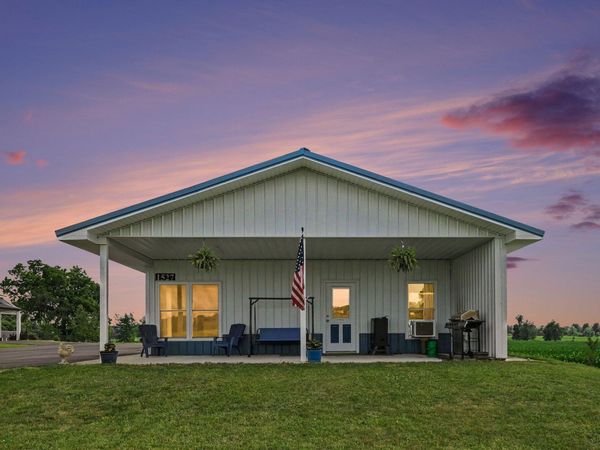 1527 W David Highway, Ionia, MI 48846