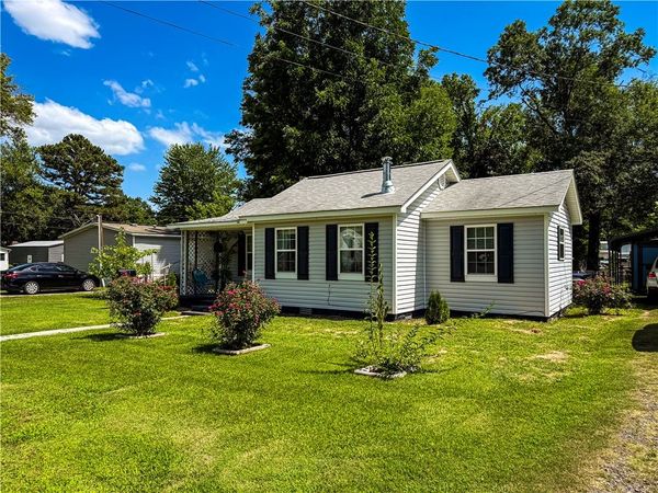 614 NE 2nd Street , Atkins, AR 72823