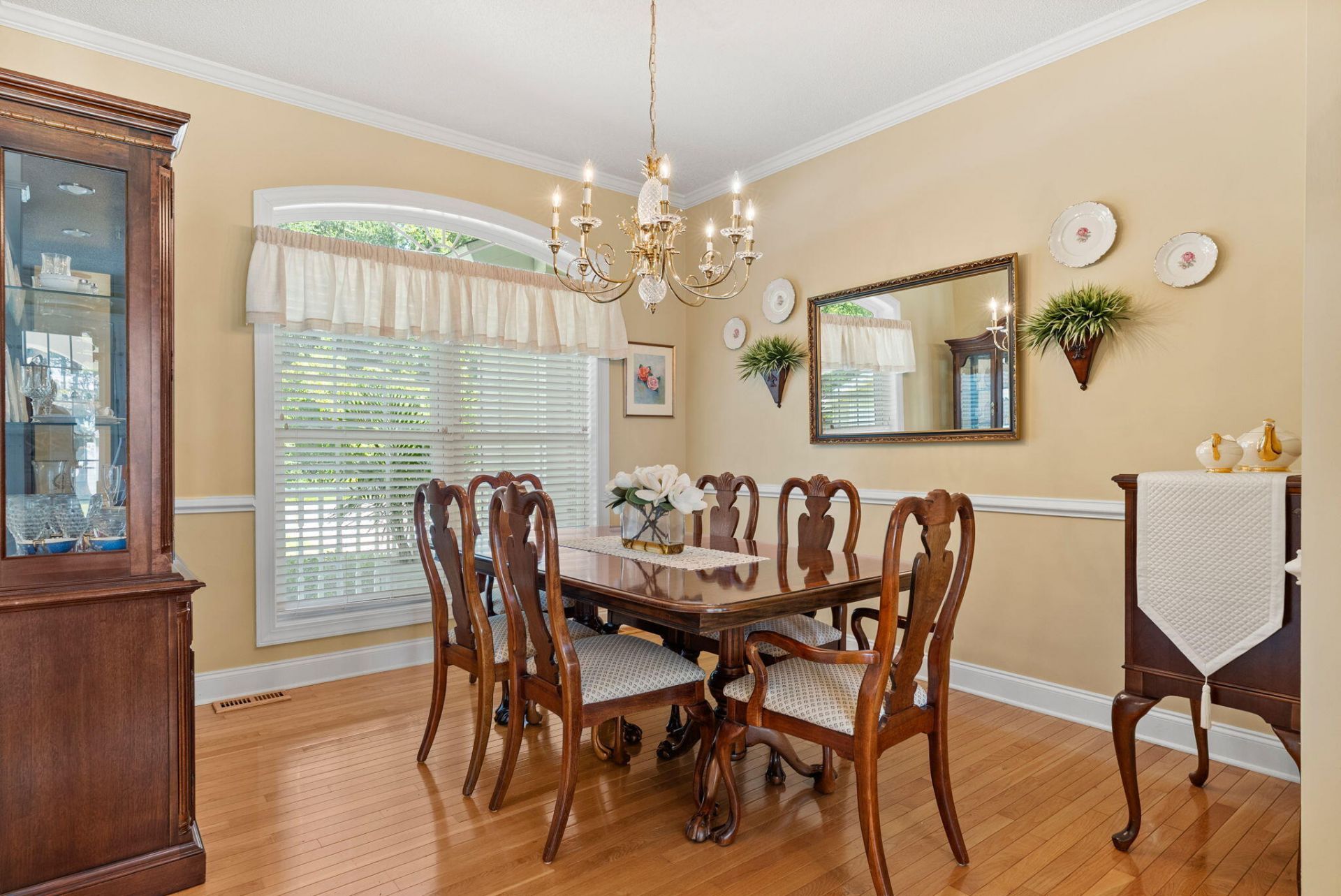 903 Butter Road Photo 15