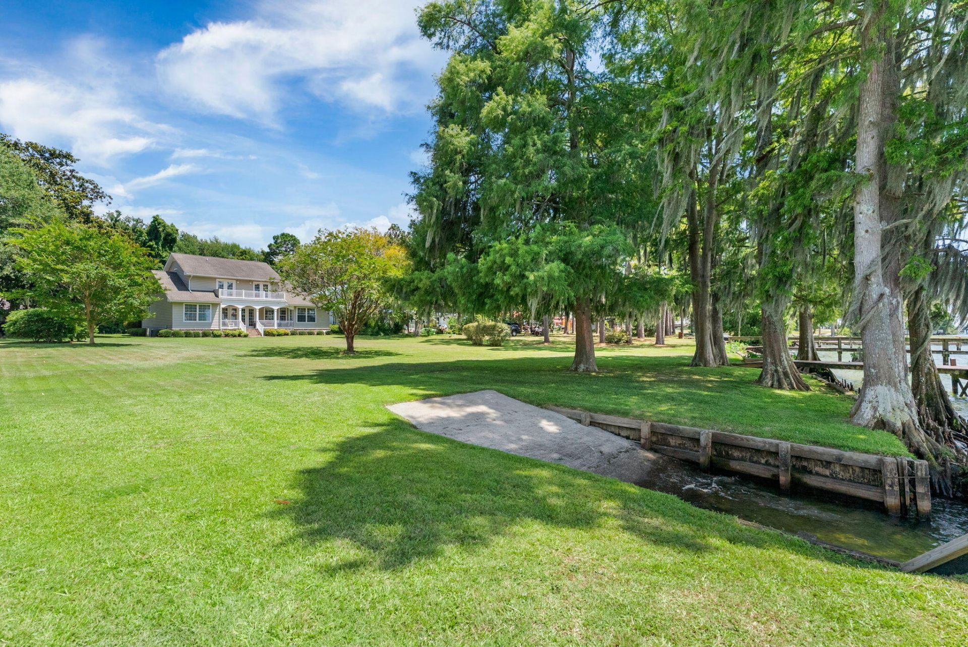 903 Butter Road Photo 52