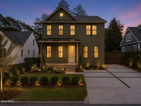 785 N May Street , Southern Pines, NC 28387