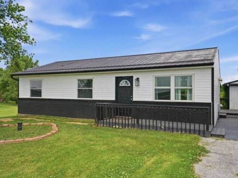 9020 State Route 207 , Mount Sterling, OH 43143 Photo 4