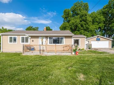 3431 Griffith Court, Burton, MI 48529