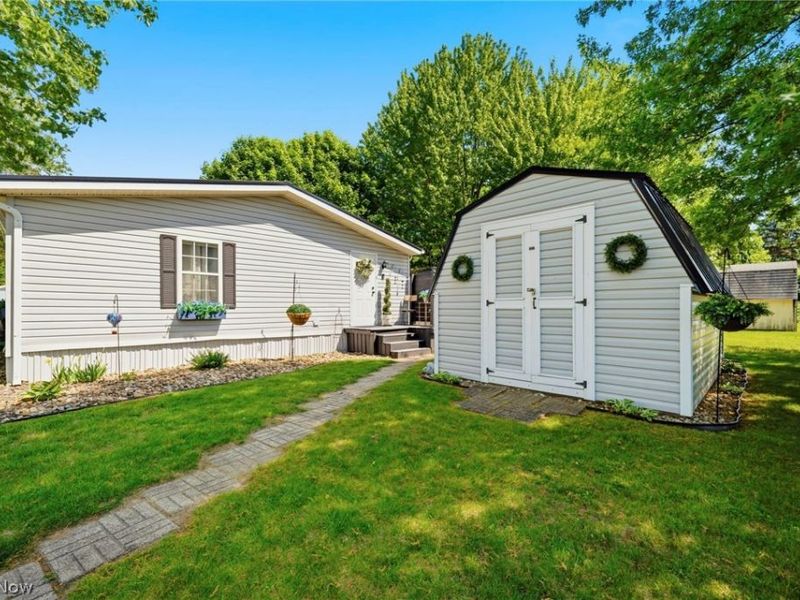 6416 Winterhaven, Madison, OH 44057 Photo 27