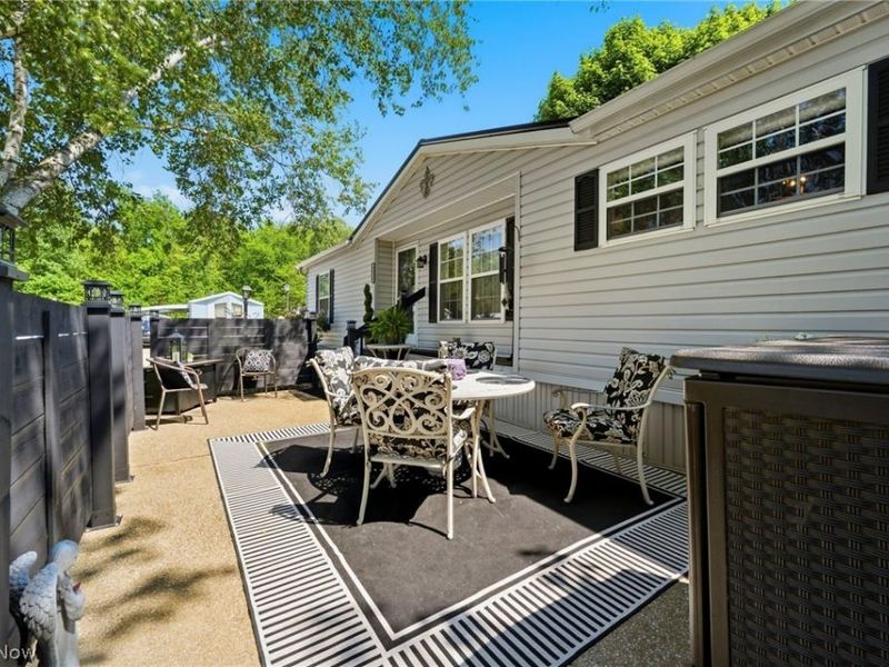 6416 Winterhaven, Madison, OH 44057 Photo 5