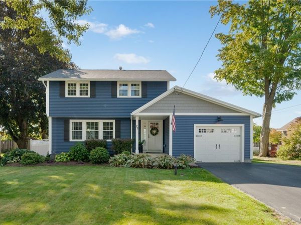 23 Wilkinson Place, Baldwinsville, NY 13027
