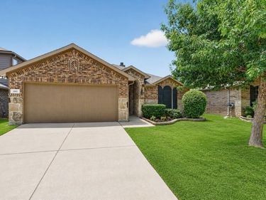 441 E Wishbone Lane, Fort Worth, TX 76052