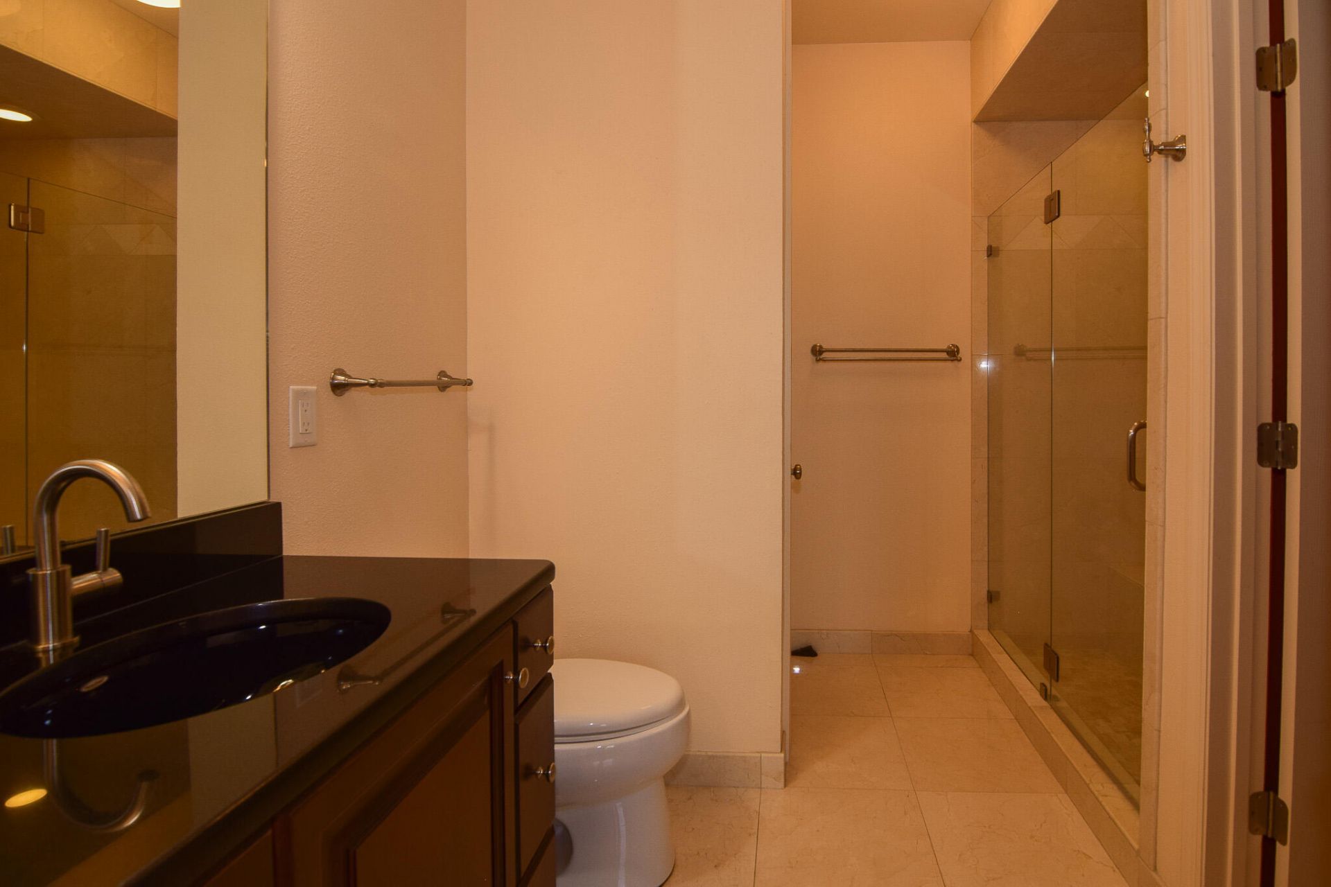 1481 Cambridge Lakes Drive Photo 12