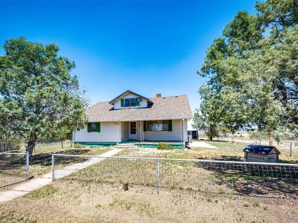 45501 E 38th Avenue, Bennett, CO 80102
