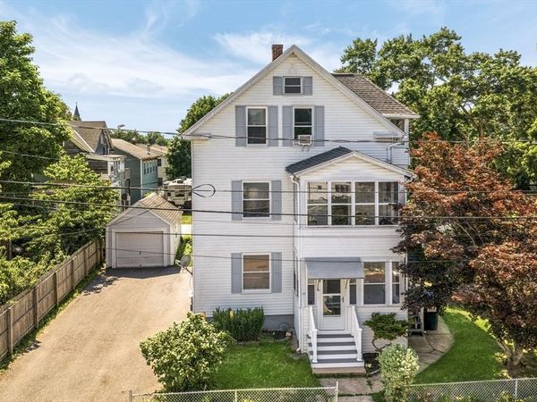 12 Johnson Ave, Easthampton, MA 01027