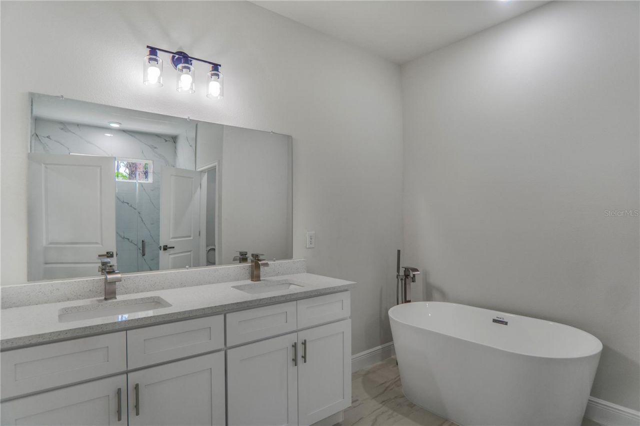 1902 W Adelia Place, Citrus Springs, FL 34434 Photo