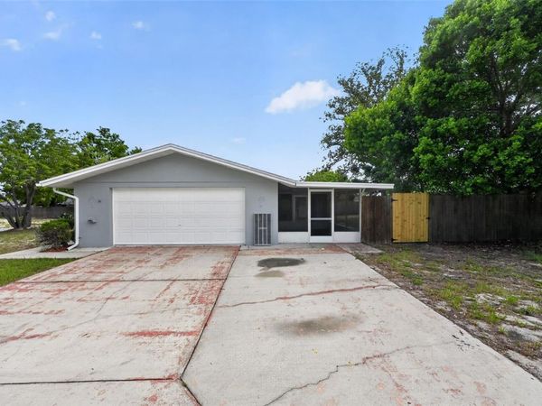 7925 CANNA DRIVE , PORT RICHEY, FL 34668