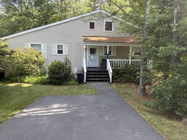 6 Racine Court , Monticello, NY 12701