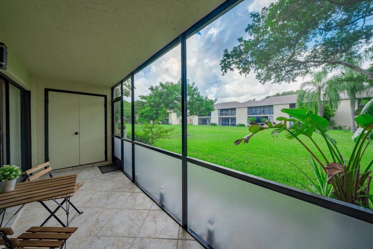 3939 NE 5th Avenue, Unit D103, Boca Raton, FL 33431 Photo