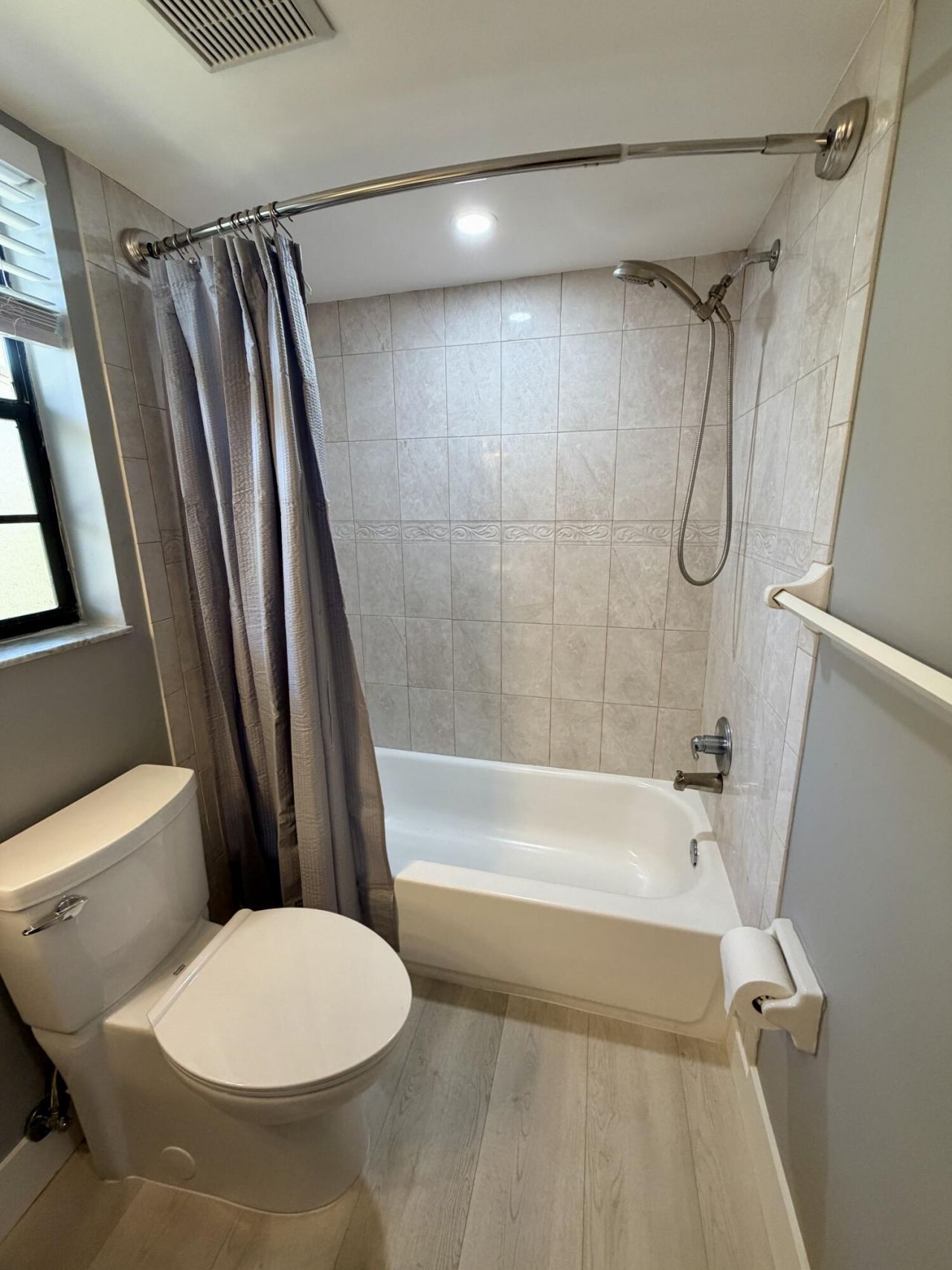 2650 Greenwood Terrace, Unit 2220, Boca Raton, FL 33431 Photo