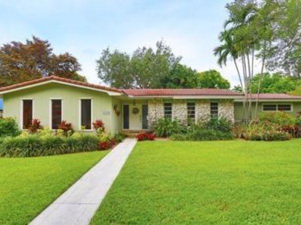 7850 SW 160th Street, Palmetto Bay, FL 33157