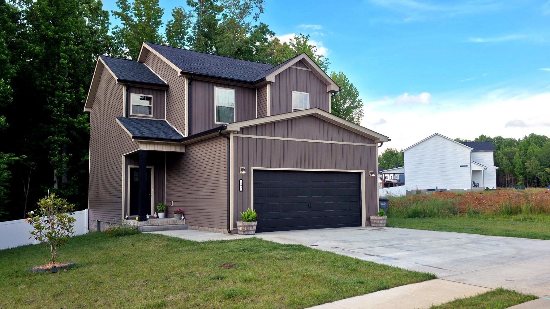 505 Canyon View Ct, Clarksville, TN 37040 Main Photo