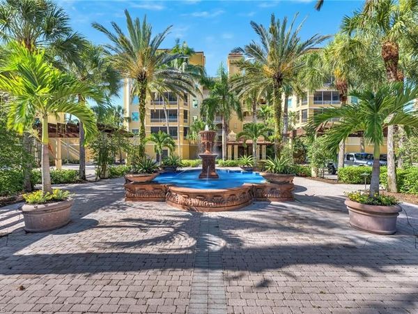 2738 Tiburon BLVD E, Unit 406, NAPLES, FL 34109