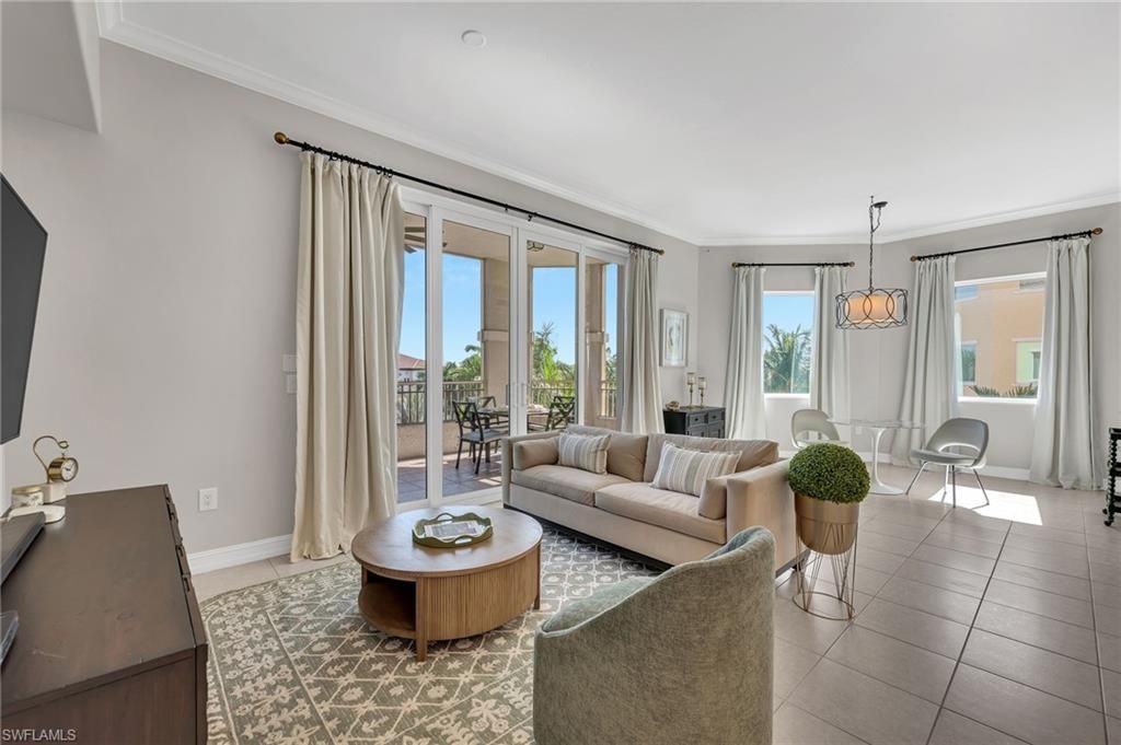 2738 Tiburon Blvd E, Unit 406, Naples, FL 34109 Photo