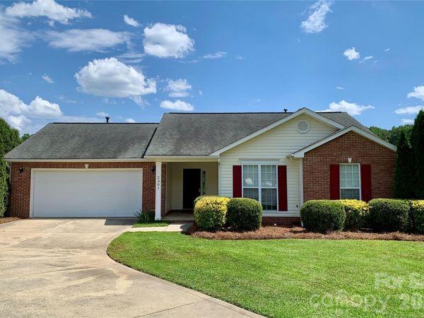 2301 Hunters Way , Monroe, NC 28110