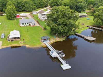 1037 Natures Cove Road, Saluda, SC 29138