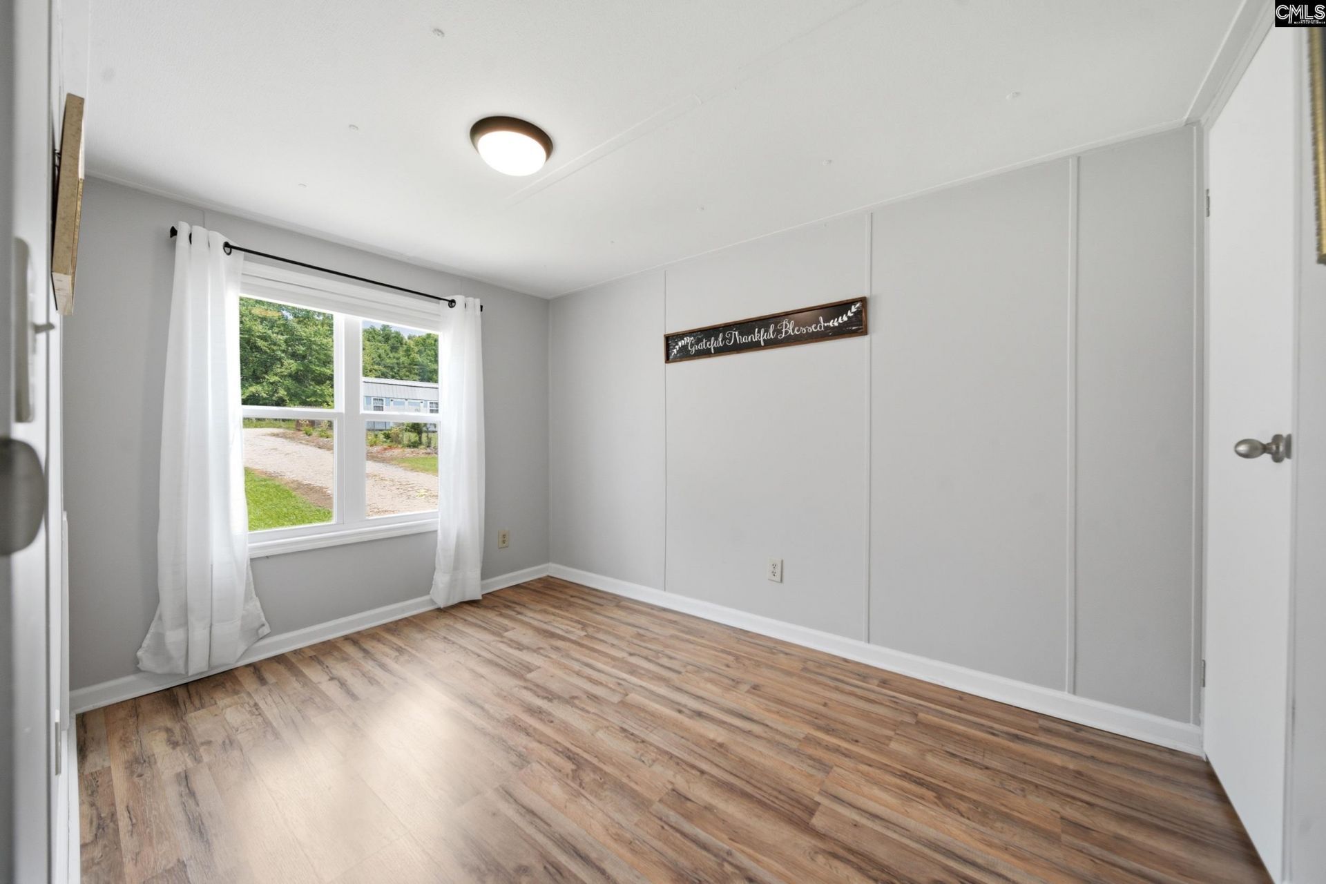 1037 Natures Cove Road Photo 23