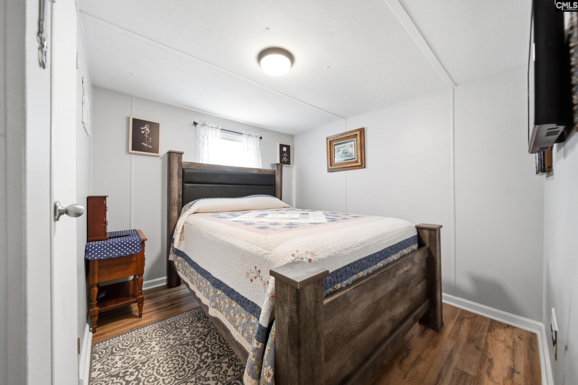1037 Natures Cove Road Photo 24