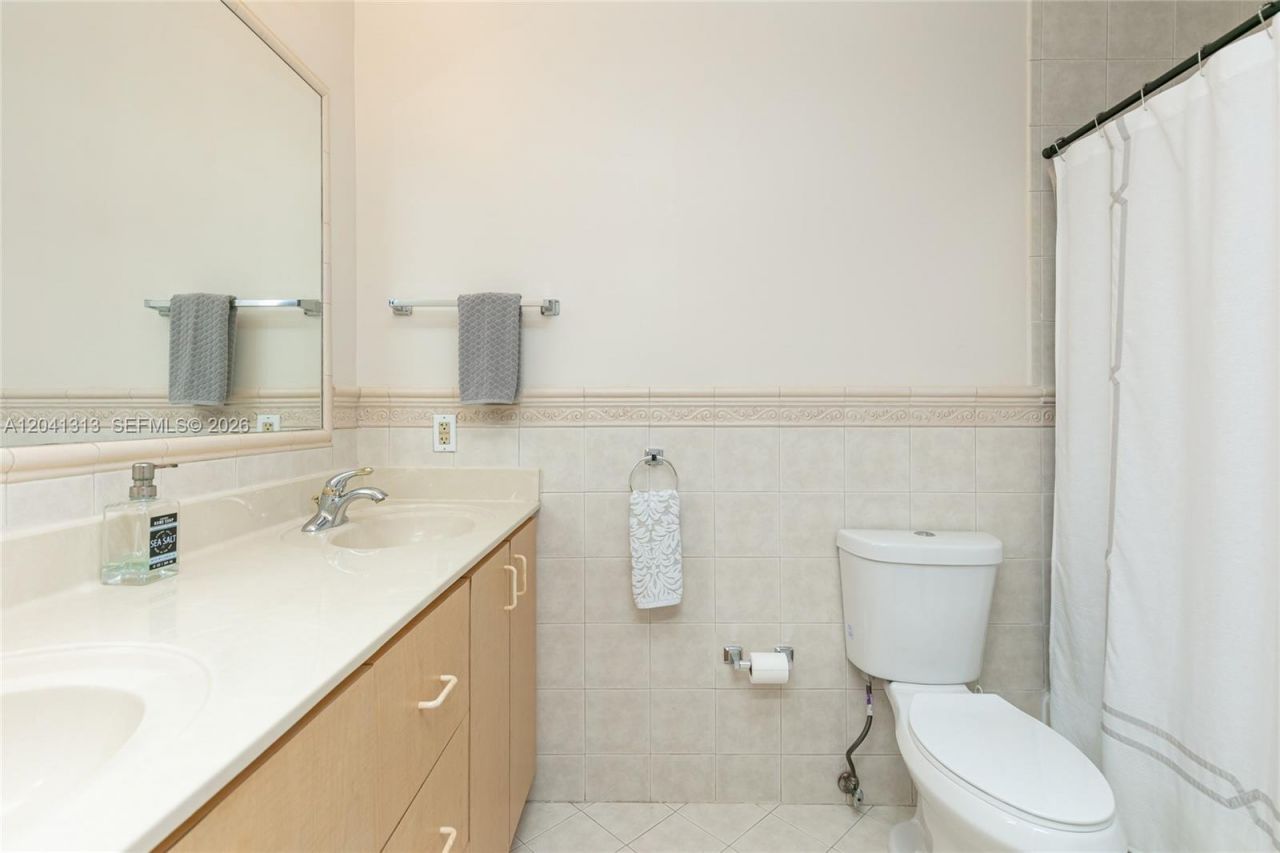 5760 SW 51st St, Miami, FL 33155 Photo