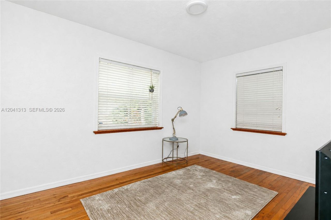 5760 SW 51st St, Miami, FL 33155 Photo