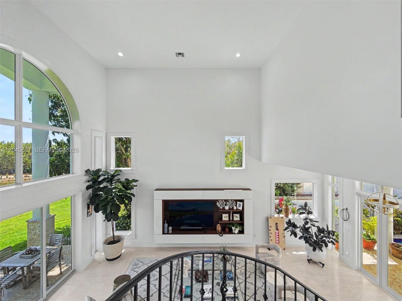 13689 Deering Bay Dr, Coral Gables, FL 33158 Photo