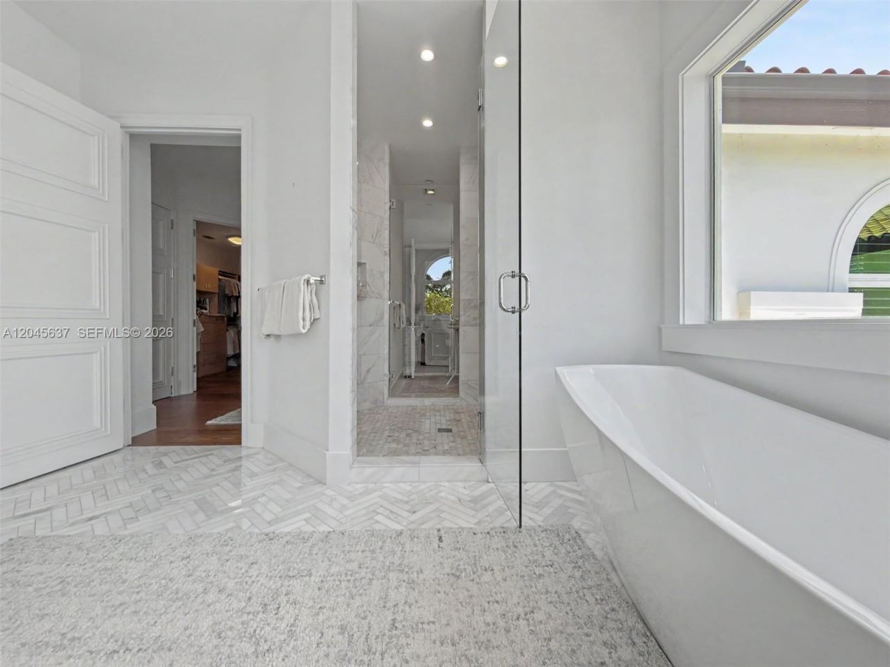 13689 Deering Bay Dr, Coral Gables, FL 33158 Photo