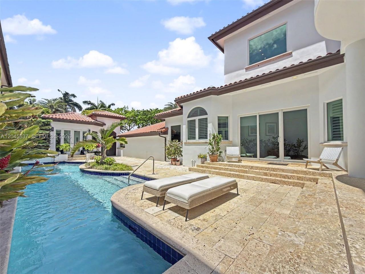 13689 Deering Bay Dr, Coral Gables, FL 33158 Photo