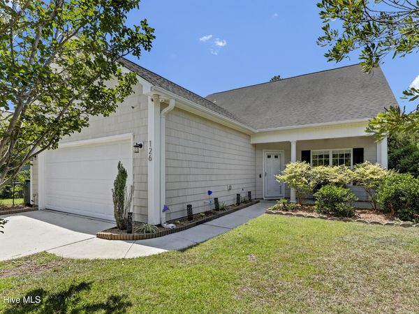 126 Leeward Lane , Hampstead, NC 28443