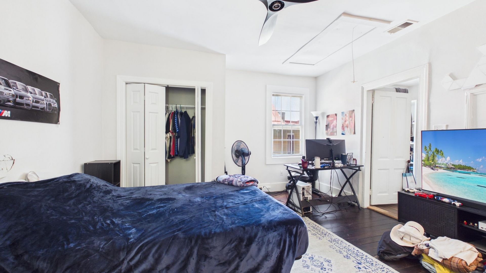 120 Alexander Street Photo 28