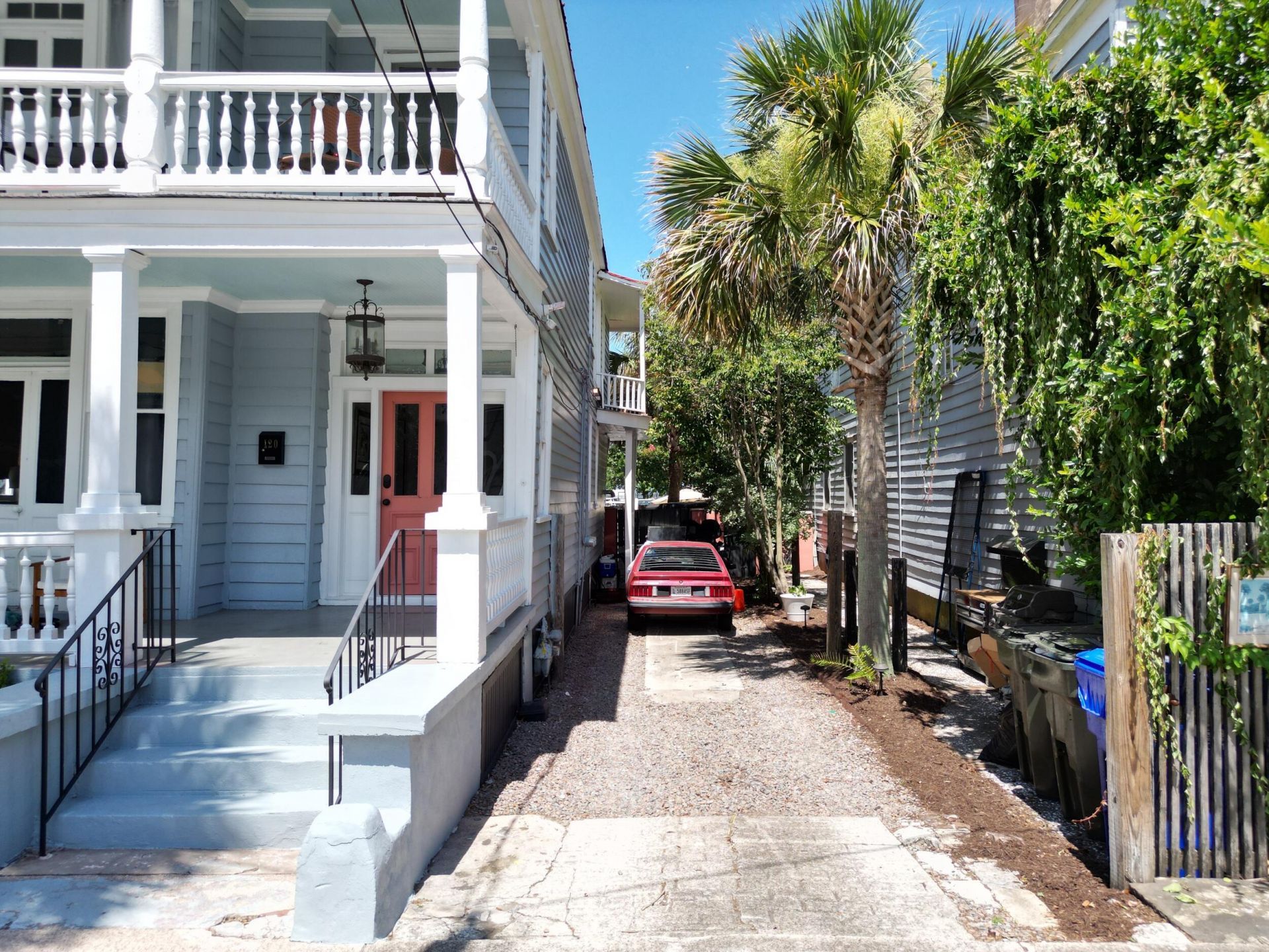 120 Alexander Street Photo 36