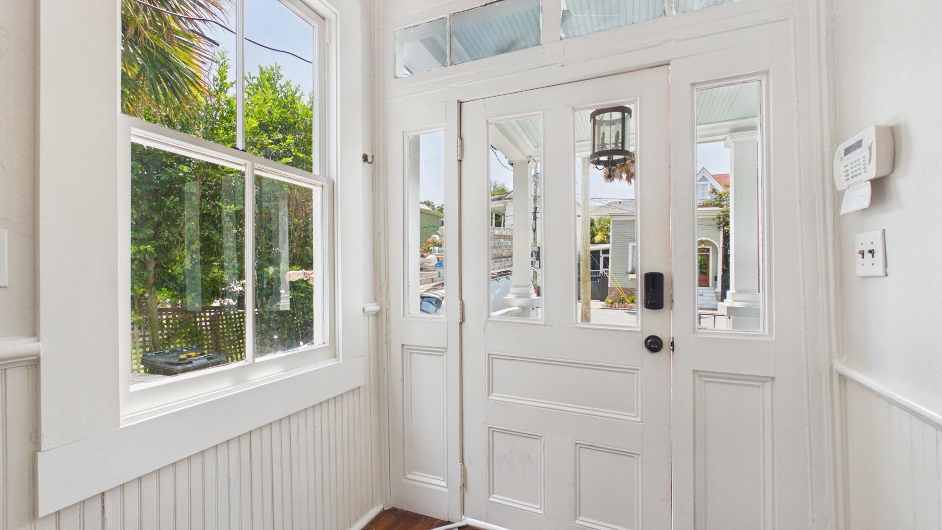 120 Alexander Street Photo 4